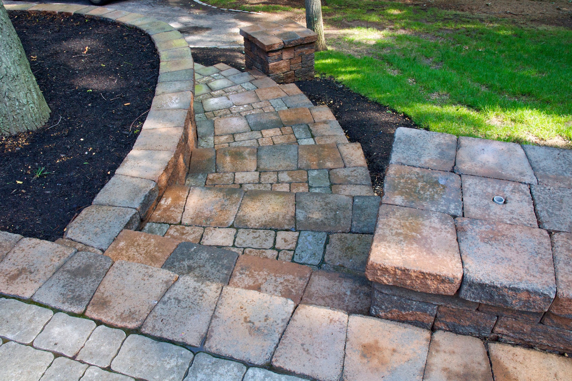 Outdoor Stairs - Tom's Mulch & Landscaping