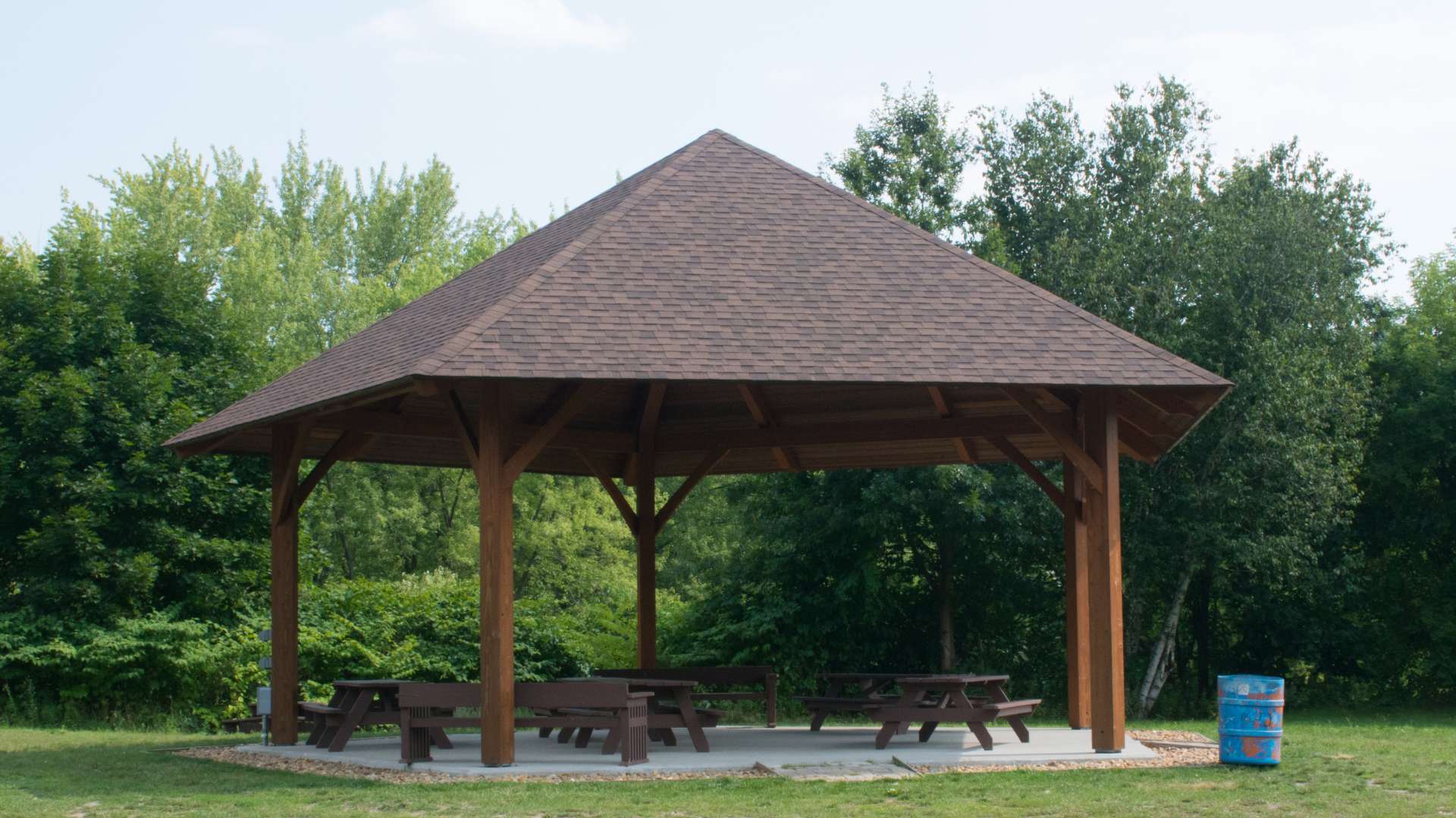 Gazebos - Tom's Mulch & Landscaping