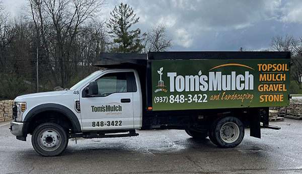 Toms Mulch Truck