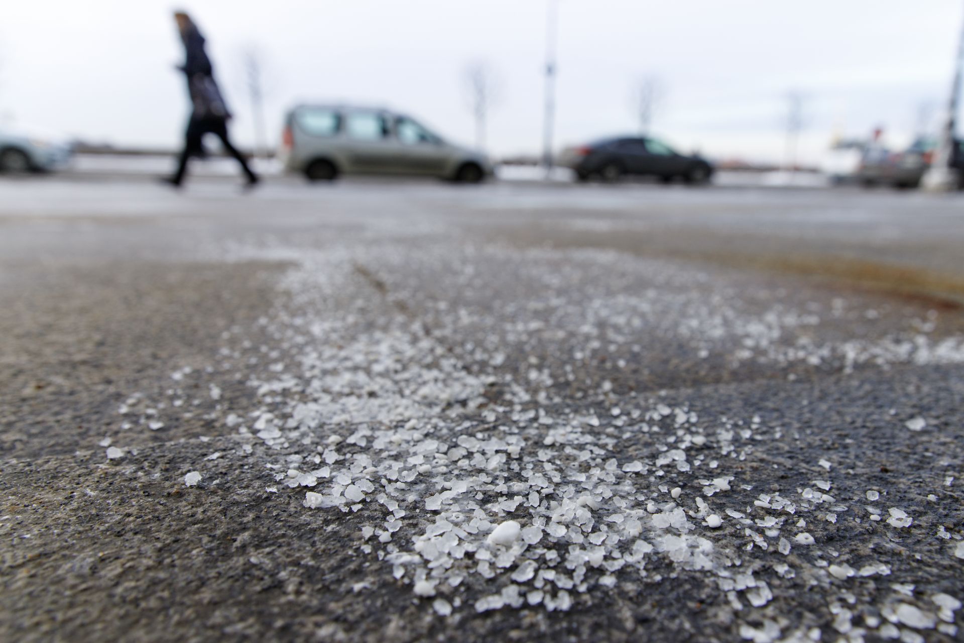 Deicing - Tom's Mulch & Landscaping